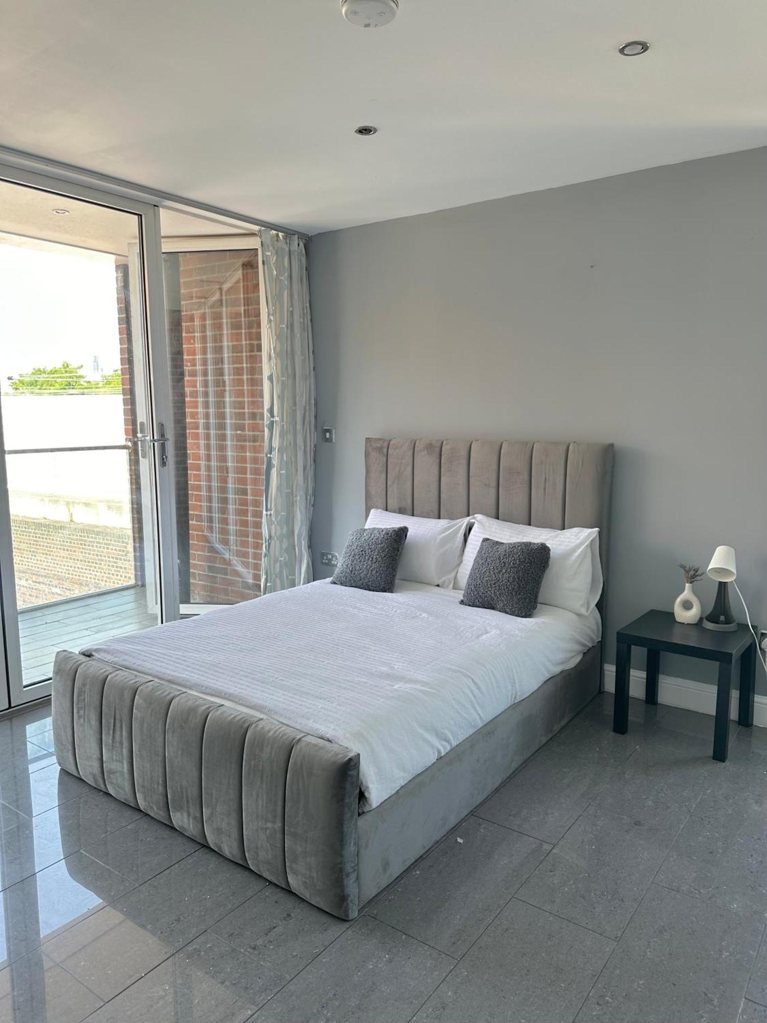 Luxury Private Room In Central Лондон Екстер'єр фото