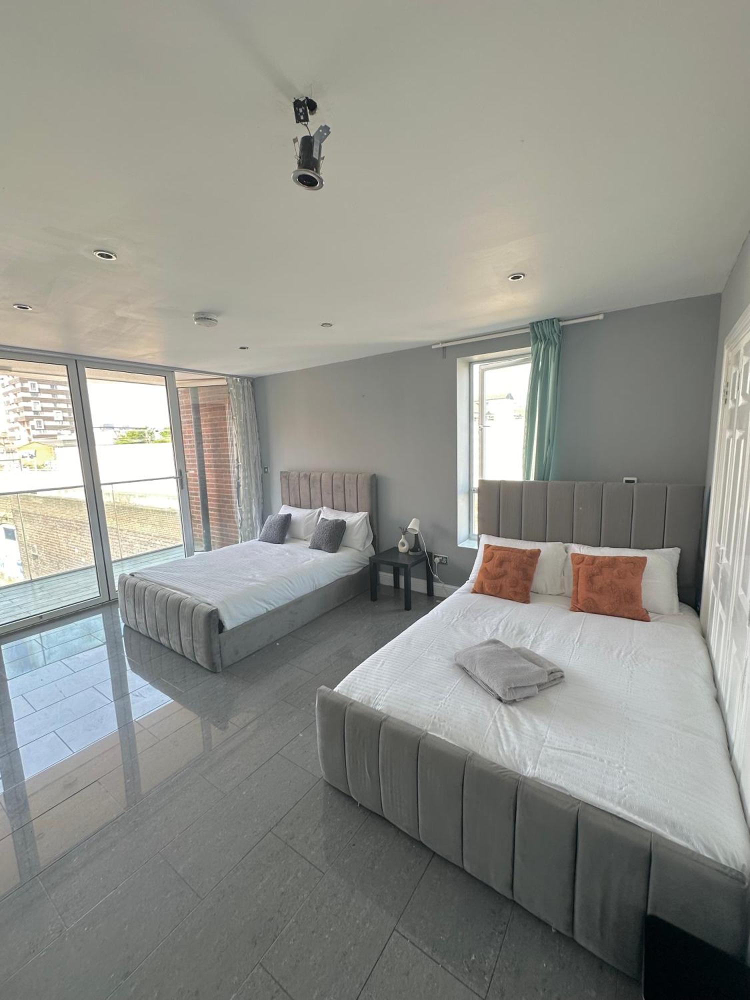Luxury Private Room In Central Лондон Екстер'єр фото
