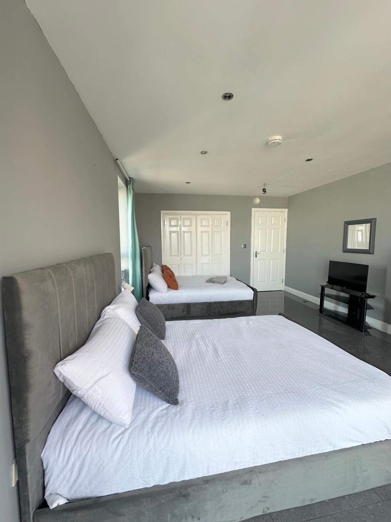 Luxury Private Room In Central Лондон Екстер'єр фото